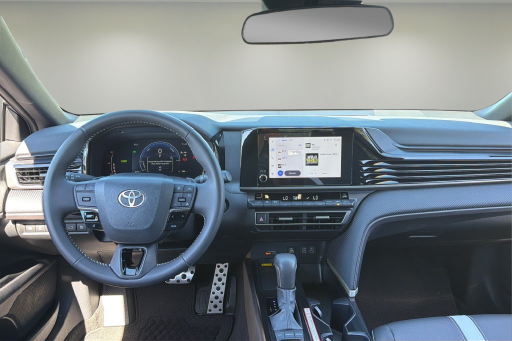 Certified 2026 Toyota Camry SE FWD image 15