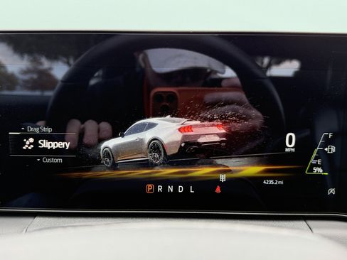 Used 2025 Ford Mustang Premium image 68