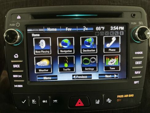 Used 2017 Chevrolet Traverse Premier AWD/4WD image 33