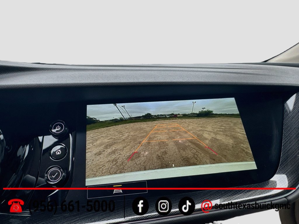 Used 2023 Buick Envision Essence AWD/4WD image 17