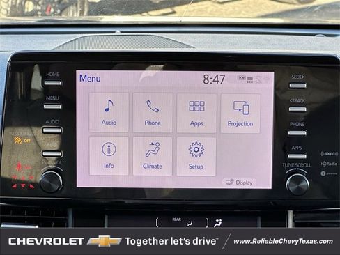 Used 2023 Toyota Sienna XLE image 18