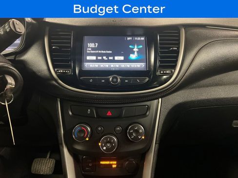 Used 2017 Chevrolet Trax LS image 22