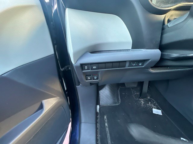 Used 2021 Toyota Sienna LE w/ LE Plus Package FWD image 14