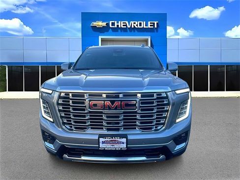 Used 2025 GMC Yukon XL Denali image 8