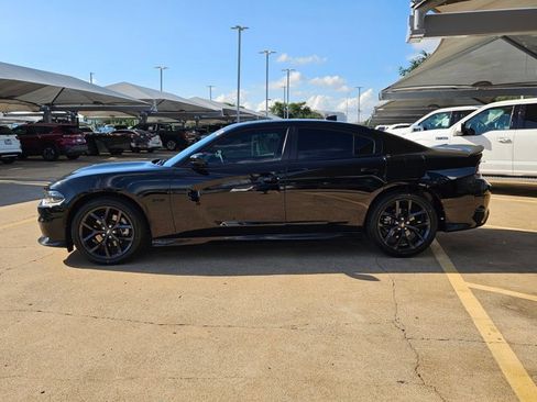 Used 2023 Dodge Charger R/T w/ Plus Group RWD image 9
