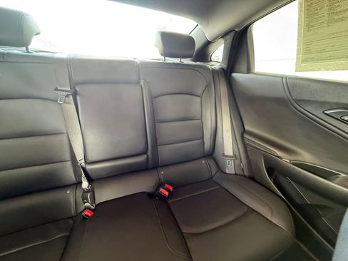 Used 2024 Chevrolet Malibu LT image 37