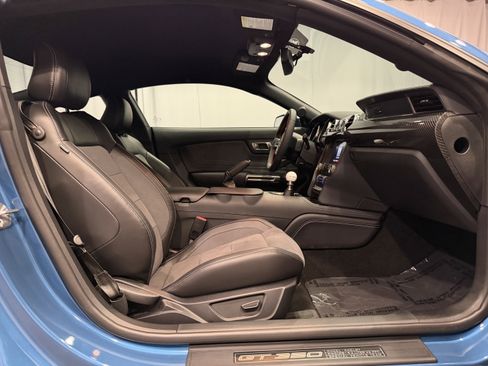 Used 2020 Ford Mustang Shelby GT350 w/ Technology Package RWD image 15