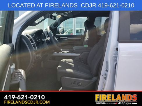 New 2026 RAM 1500 4x4 Crew Cab image 11