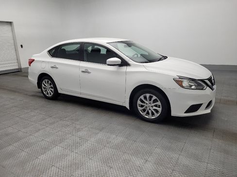 Used 2019 Nissan Sentra SV image 11