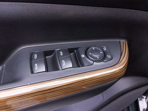 Used 2021 GMC Acadia SLE w/ Elevation Edition FWD image 12