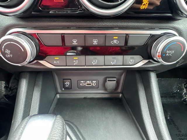 Used 2024 Nissan Sentra SV FWD image 22