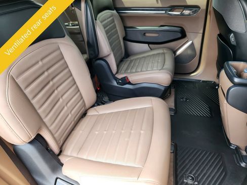 Certified 2024 Kia EV9 Land AWD/4WD image 21
