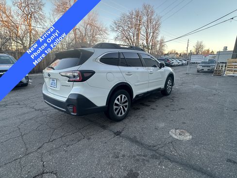Used 2021 Subaru Outback Premium image 21