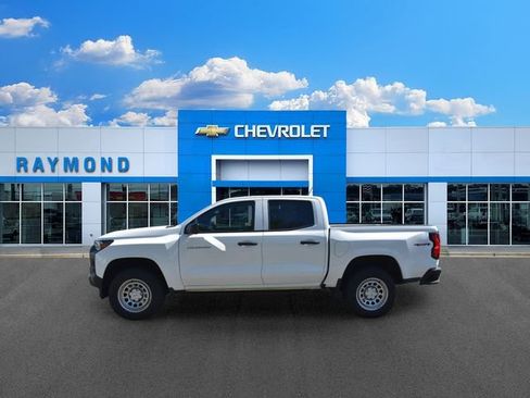 Used 2023 Chevrolet Colorado W/T w/ WT Convenience Package AWD/4WD image 6