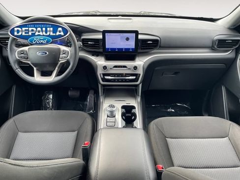 Used 2023 Ford Explorer XLT AWD/4WD image 13