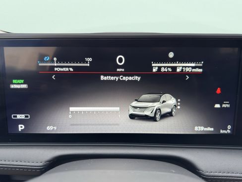 Used 2025 Nissan Ariya FWD image 88