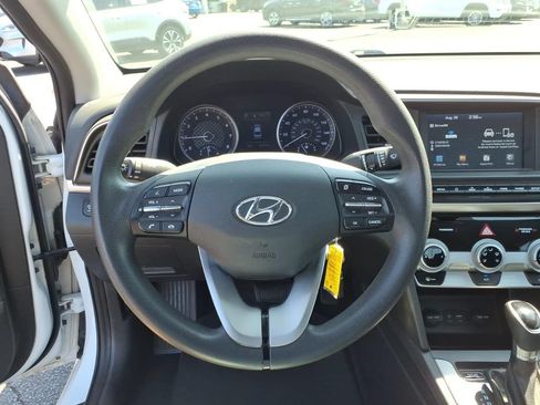 Used 2019 Hyundai Elantra SEL w/ Cargo Package FWD image 18