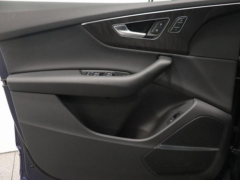 Certified 2022 Audi Q7 3.0T Premium Plus image 12