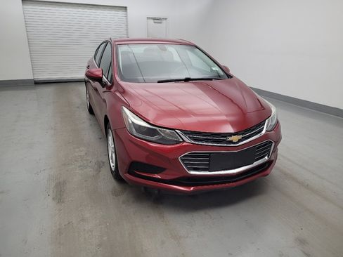 Used 2017 Chevrolet Cruze LT w/ Convenience Package FWD image 14