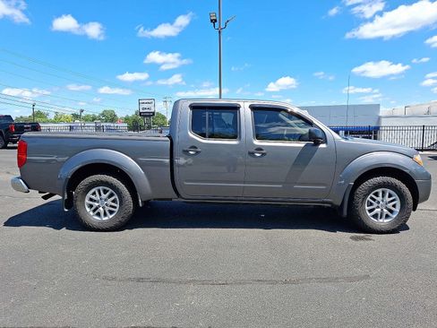 Used 2020 Nissan Frontier SV AWD/4WD image 7