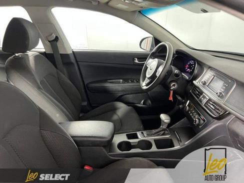 Used 2017 Kia Optima LX FWD image 18