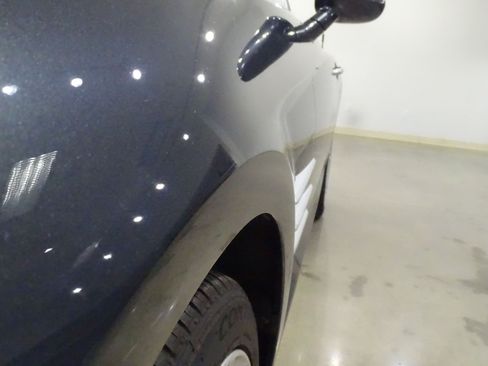 Used 2008 Chrysler Crossfire Limited RWD image 34
