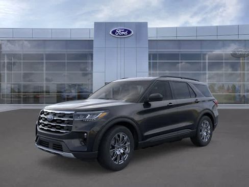 New 2026 Ford Explorer Active w/ Active Comfort Package image 1