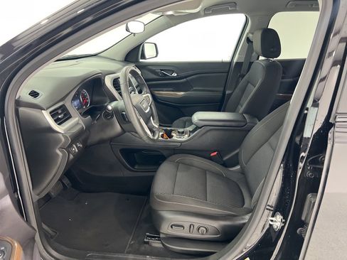 Used 2023 GMC Acadia SLE w/ Driver Convenience Package image 17