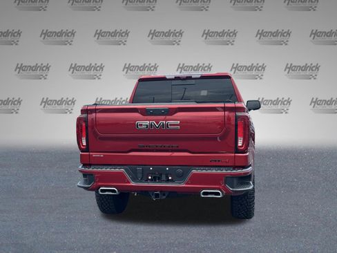 Used 2025 GMC Sierra 1500 AT4 w/ AT4 Premium Package AWD/4WD image 8