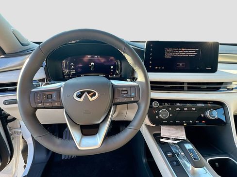 Used 2026 INFINITI QX60 Luxe w/ Cargo Package FWD image 12