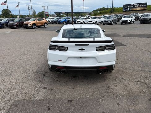 Used 2023 Chevrolet Camaro LT w/ RS Package RWD image 5
