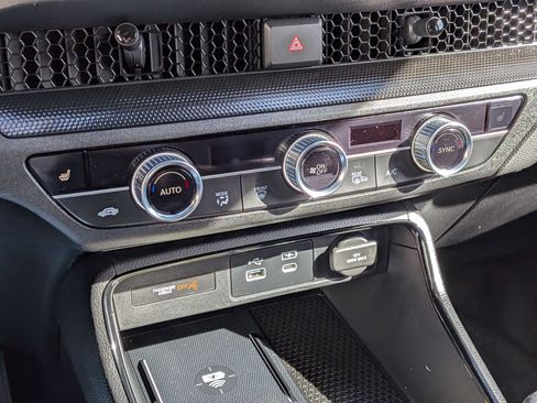 Used 2025 Honda CR-V Sport-L image 23