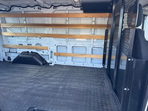 Used 2022 Ford Transit 250 XL w/ Exterior Upgrade Package image 10