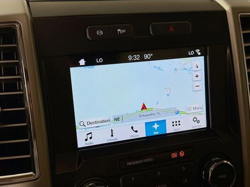 Used 2017 Ford F250 Lariat w/ Lariat Ultimate Package AWD/4WD image 14