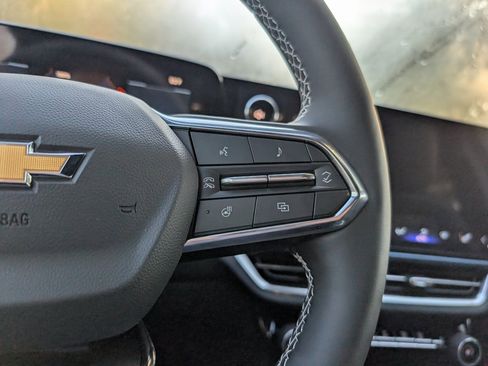 New 2026 Chevrolet Equinox EV LT image 17