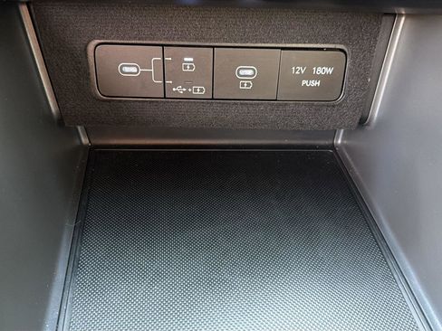Used 2025 Hyundai Sonata SEL FWD image 11