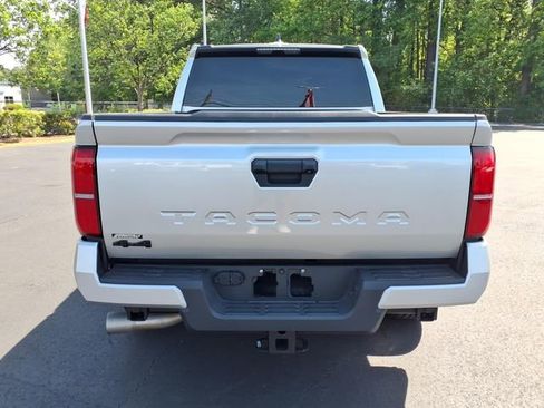 Used 2024 Toyota Tacoma SR5 AWD/4WD image 2