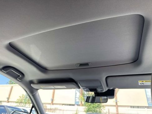 Used 2021 Honda Pilot Special Edition image 10