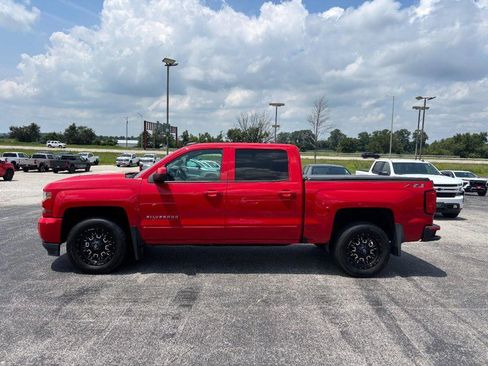 Used 2018 Chevrolet Silverado 1500 LT w/ All Star Edition AWD/4WD image 2