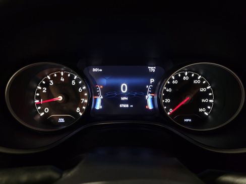 Used 2018 Jeep Compass Latitude w/ Popular Equipment Group FWD image 23