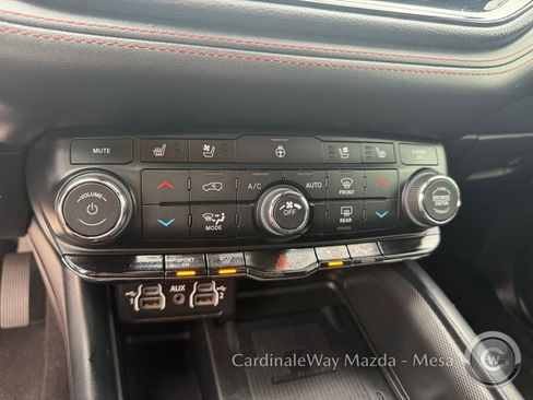 Used 2023 Dodge Durango R/T image 25