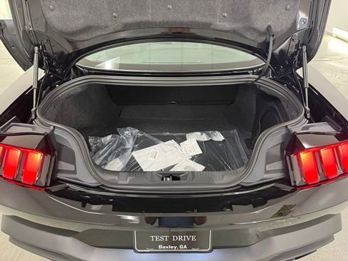 New 2025 Ford Mustang Dark Horse image 8