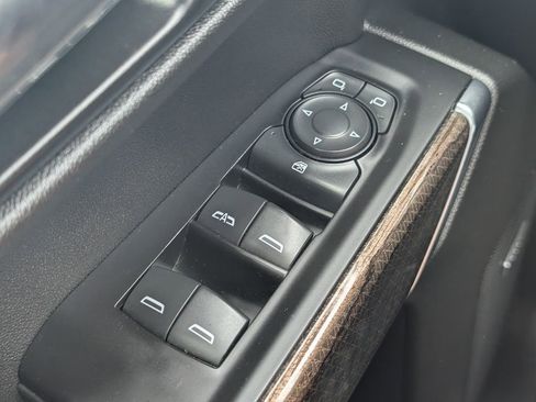 Used 2020 Chevrolet Silverado 1500 LT Trail Boss AWD/4WD image 10