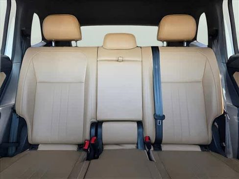 Used 2022 Volkswagen Tiguan SE AWD/4WD image 24