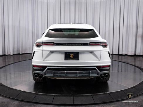Used 2019 Lamborghini Urus AWD/4WD image 10