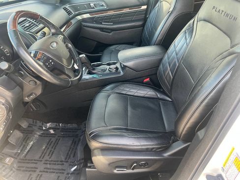 Used 2016 Ford Explorer Platinum AWD/4WD image 22