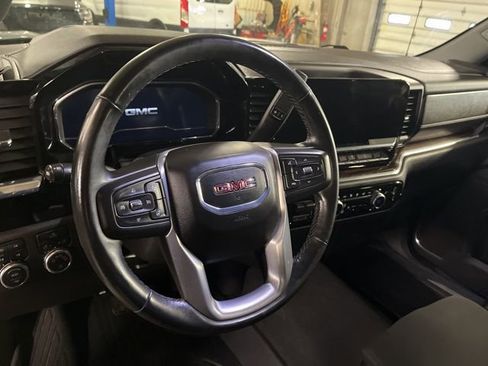 Used 2024 GMC Sierra 1500 SLE w/ Preferred Package image 10