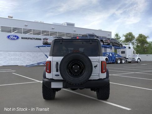 New 2026 Ford Bronco Badlands w/ Black Appearance Package AWD/4WD image 5
