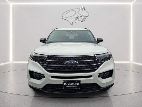 Used 2023 Ford Explorer XLT w/ Class IV Trailer Tow Package image 8