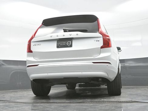 Used 2025 Volvo XC90 T8 Plus w/ Protection Package Premier AWD/4WD image 31